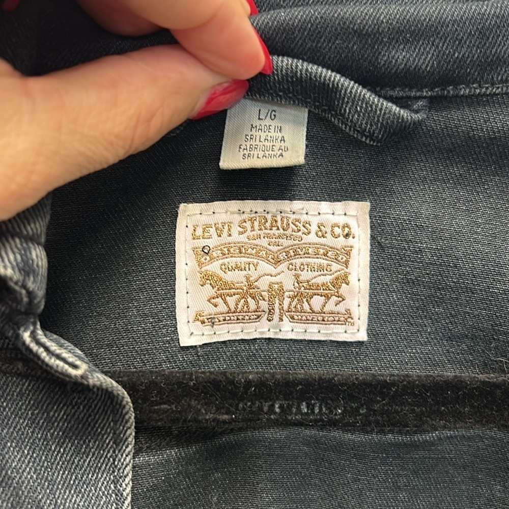 Levi's Jean jacket - Picture 2 of 5